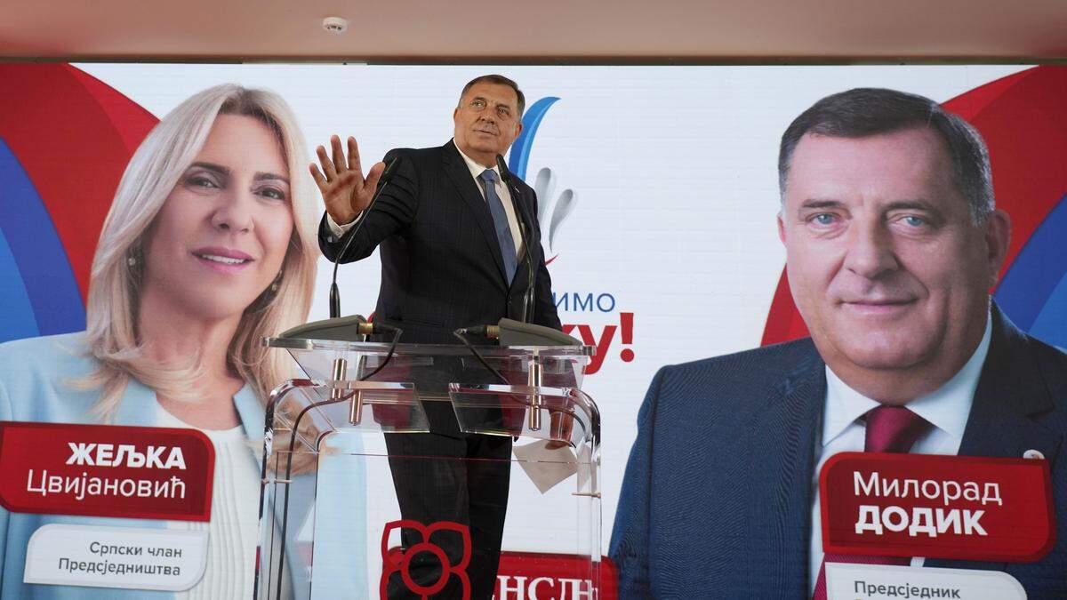 Der für seinen Separatismus und Nationalismus bekannte Milorad Dodik hat sich wohl erneut das Präsidentenamt in der kleineren bosnischen Entität, der Republika Srpska, gesichert.