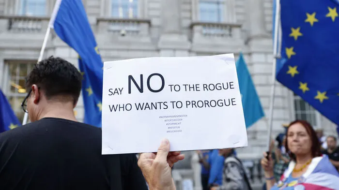 Boris Johnson hat dem britischen Parlament eine Zwangspause verordnet - und das in der entscheidenden Phase des Brexit. Das verursacht seit Tagen landesweite Proteste gegen den Premierminister.