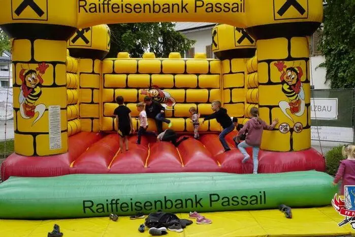 Aber auch für die kleinsten Gäste stand Unterhaltung am Programm.