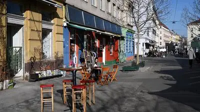 Yppenplatz am Brunnenmarkt im 16. Bezirk, Wien, ÷sterreich *** Yppenplatz at Brunnenmarkt in the 16th district, Vienna, Austria