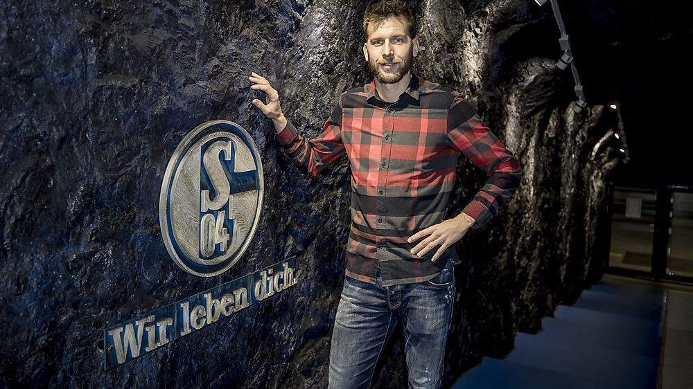 Er lebt ab sofort Schalke – zumindest bis 30. Juni 2020. Solange hat Guido Burgstaller einen Vertrag