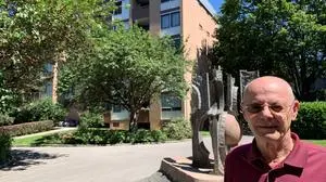 Der pensionierte Techniker Karl Heinz Schiefer legte sich mit der Hausverwaltung seiner Siedlung an 