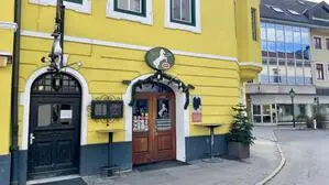 Ein Restaurant in Spittal von außen