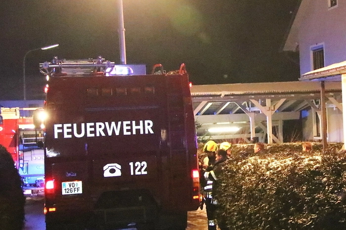 Klicken Sie sich durch die Bilder des Feuerwehreinsatzes.