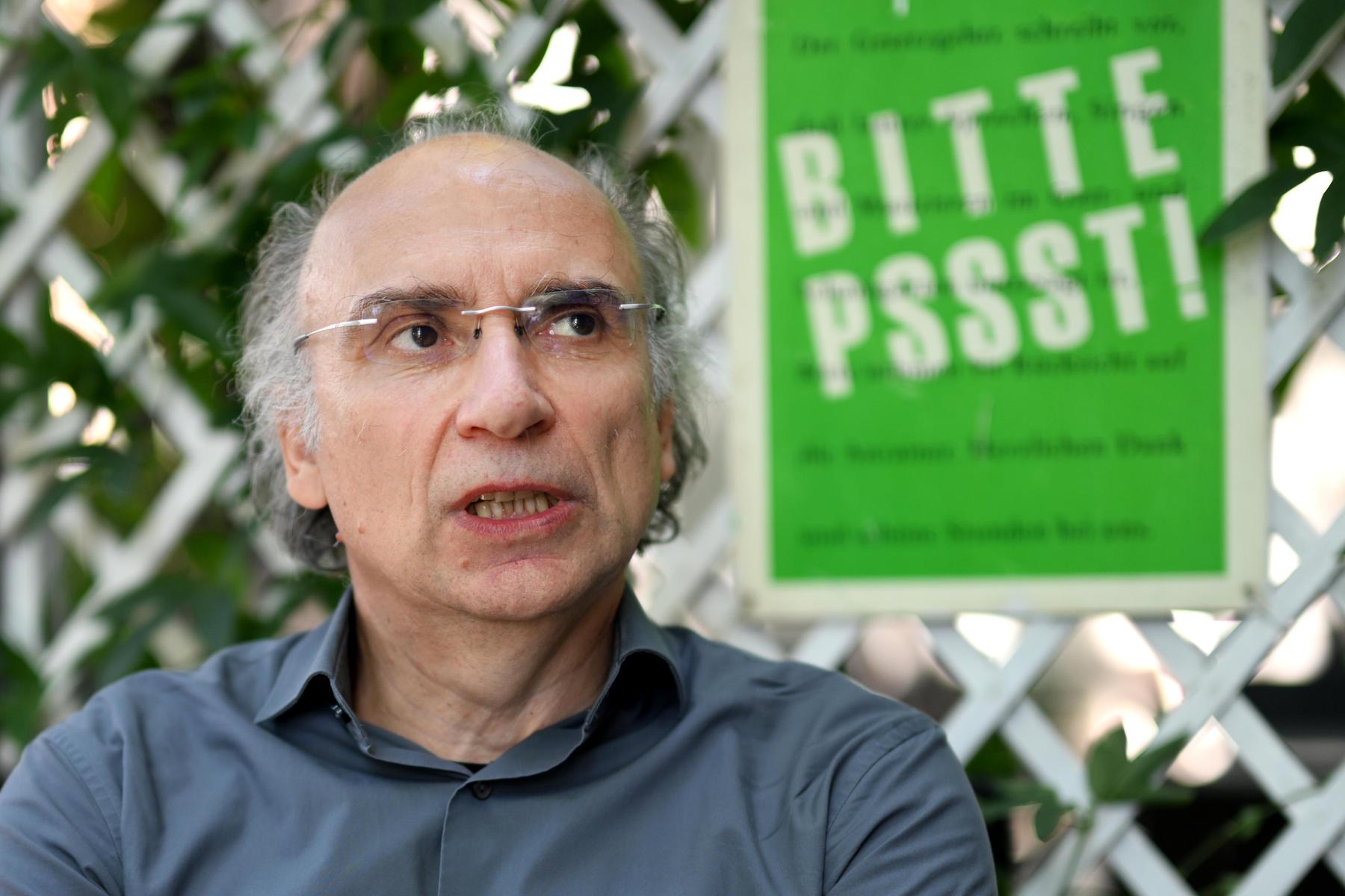 Dimitré Dinev prejel Avstrijsko knjižno nagrado, Miriam Unterthiner prejela nagrado za prvenec