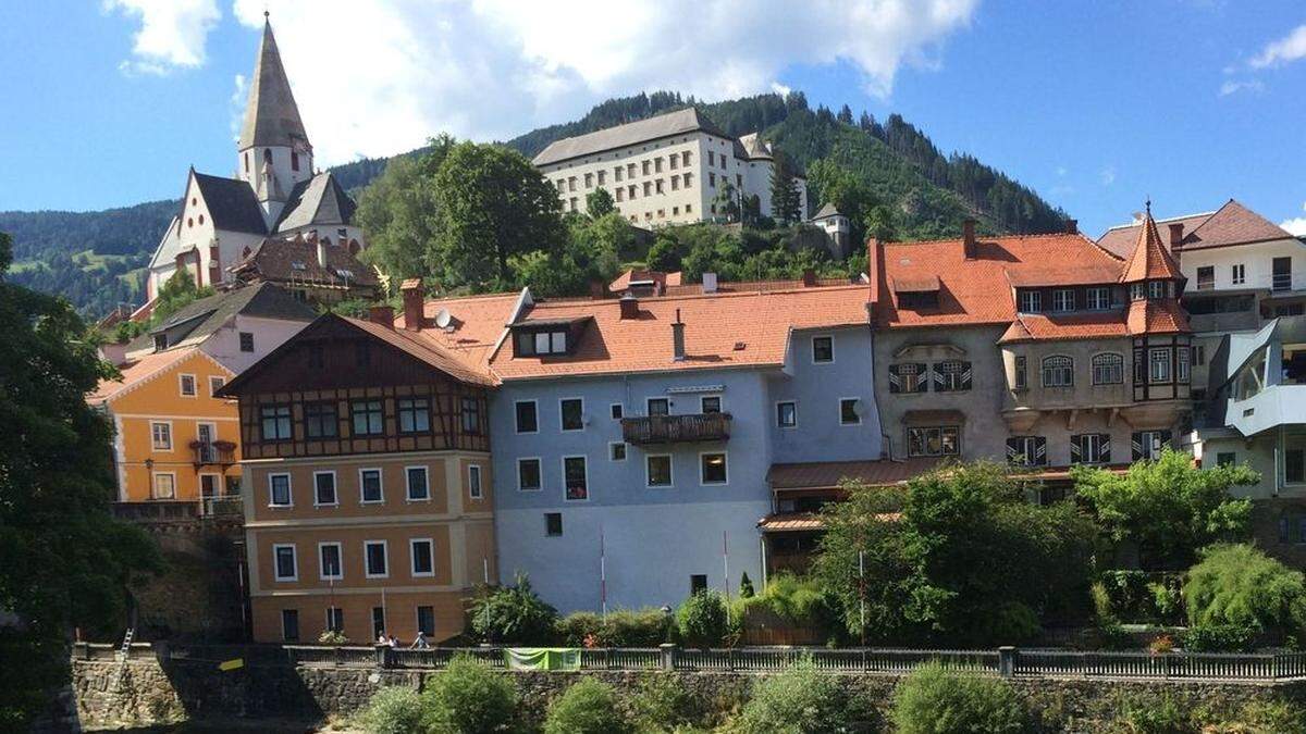 Hoch über den Dächern von Murau, im Schloss Murau, heiratet am Samstag Johannes Schwarzenberg