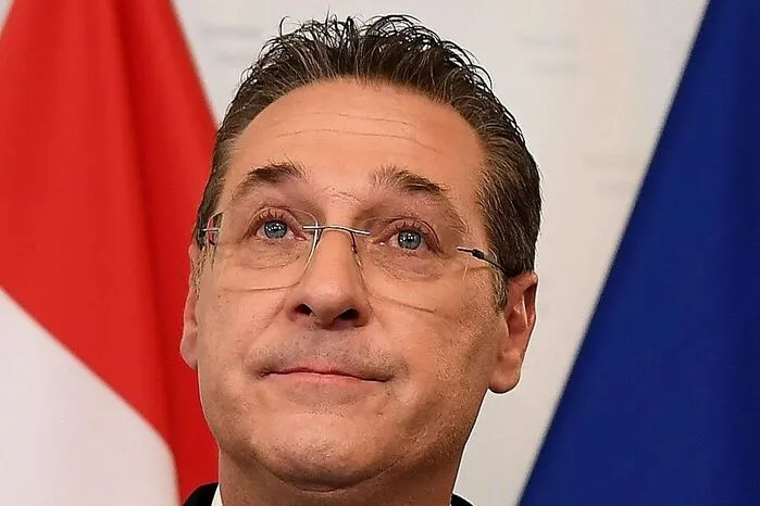 Strache versteht die Welt nicht mehr: "Die Hausdurchsuchung wurde willkürlich und ohne jegliche Grundlage durchgeführt. Das ist eine Farce."