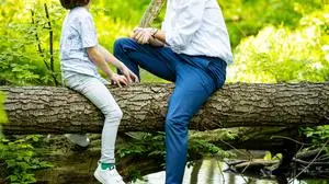 Robert Sattler und seinem Sohn Johannes kommen im Wald die besten Ideen 