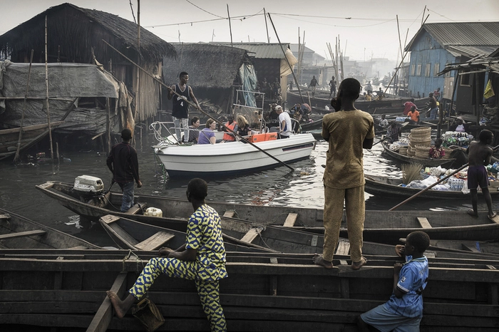 "Fotografen haben mehr Zeit, in die Tiefe zu gehen und beleuchten mehr einzelne Schicksale", konstatiert Sanne Schim van der Loeff von der World Press Photo Foundation in Amsterdam.