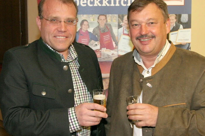 Klicken Sie sich bitte durch die Fotogalerie!         