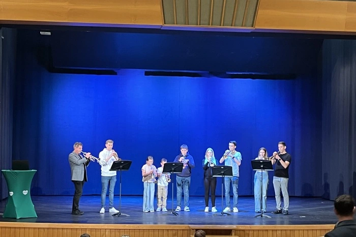 Das Bläserensemble der Musikschule Hartberg begleitet die Eröffnung der Messe