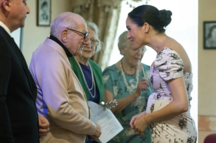 Für Meghan, die selbst eine erfolgreiche Schauspielerin war, gab es da im Gespräch wohl reichlich Anknüpfungspunkte.