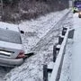Bei Arnwiesen kam es auf der schneeglatten A 2 zu einem Unfall