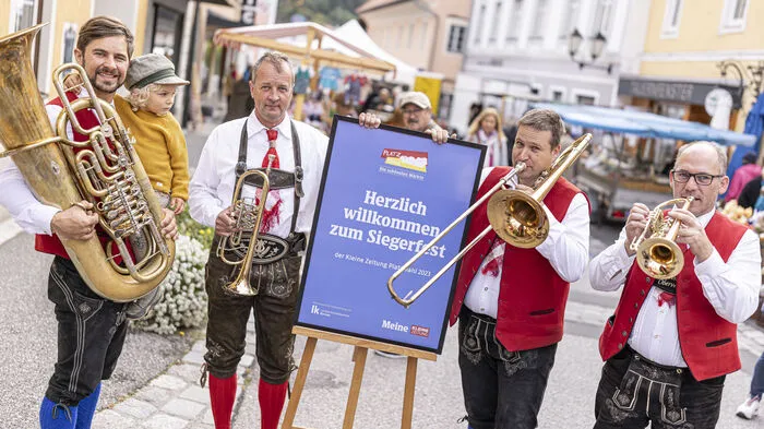 Der Mölltaler Markttag wurde zum schönsten Markt Kärntens und Osttirols gewählt. Am Samstag wurde in Obervellach gefeiert. Veranstaltet wurde die Platzwahl von der Kleinen Zeitung und der Landwirtschaftskammer Kärnten. Das Quartett der Trachtenkapelle Obervellach unter der Leitung von  Christian Pichler umrahmte die Feier.