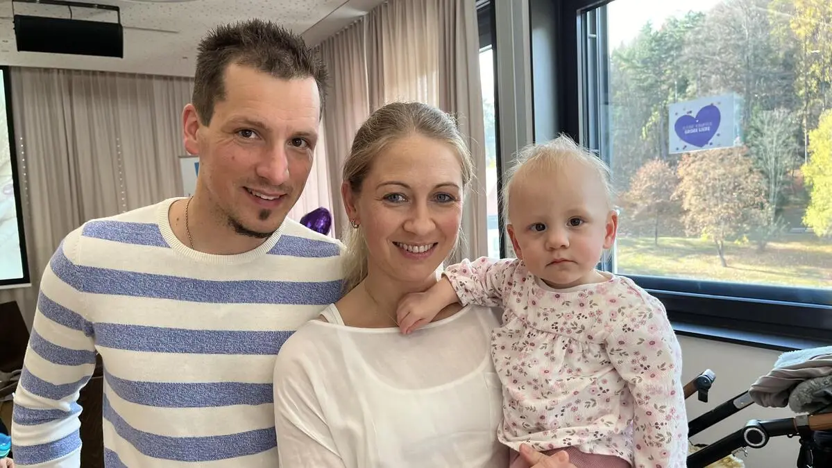 Silke Seiner und Michael Klug mit ihrem Töchterchen Marie. Sie war auch ein Frühchen