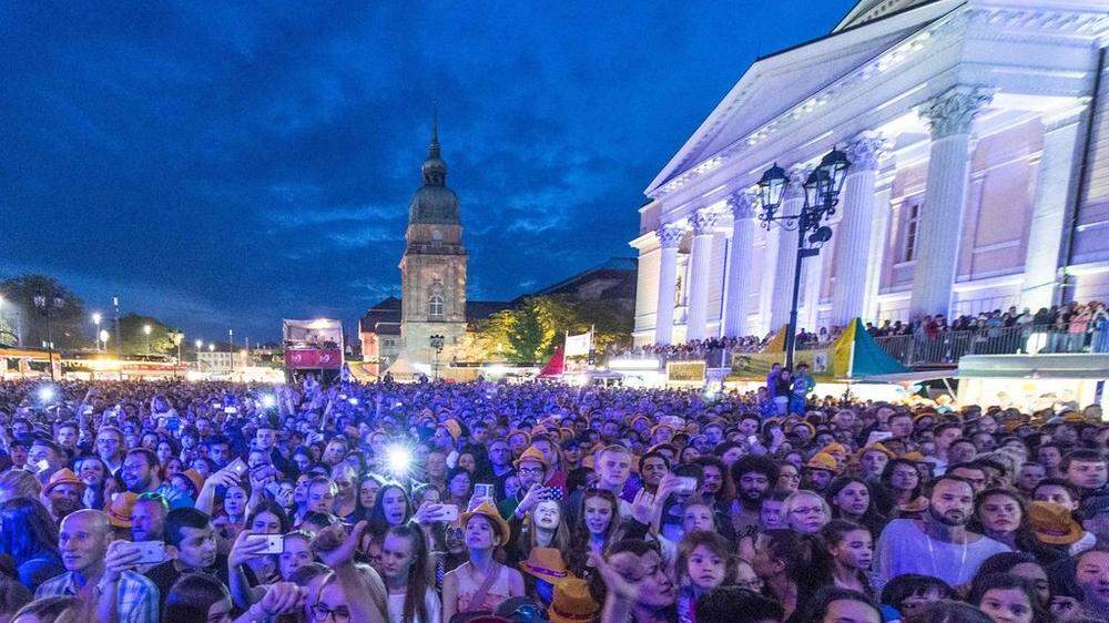 Rund 400.000 Menschen besuchten das Schlossgrabenfest in Darmstadt