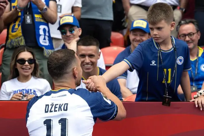 Edin Dzeko wird von den Fans verehrt