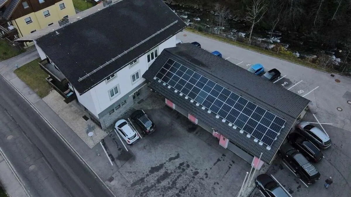 In Kremsbrücke wurde die PV-Anlage in Betrieb genommen