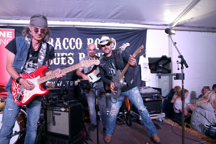 Für den passenden Sound sorgte die „Tobacco Road Blues Band“. 