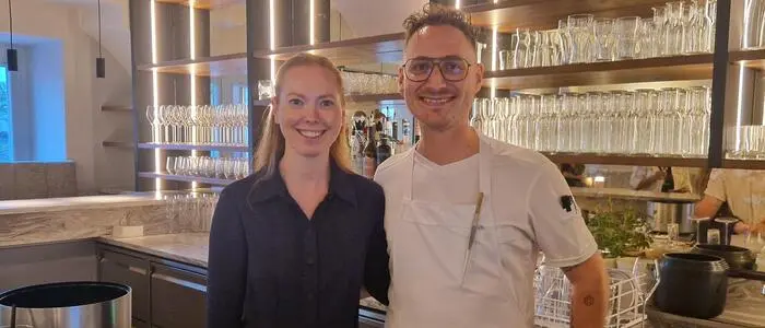 Julia und Florian Wörgötter im umgebauten Restaurant