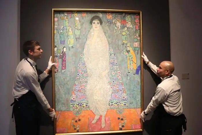 Das „Bildnis Elisabeth Lederer“ von Gustav Klimt aus der Sammlung des verstorbenen Milliardärs Leonard A. Lauder wurde am 18. November 2025 um 236,4 Millionen Dollar bei Sotheby‘s in New York versteigert.