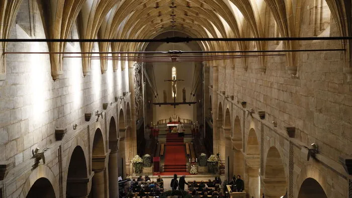 Auftakt in der frisch renovierten Basilika in Seckau.