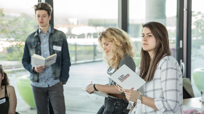 Wie stellen sich Jugendliche ihr Europa der Zukunft vor? Von 11.-15. Mai beschäftigt sich das Europäische Jugendparlament in Graz intensiv mit dem Thema „Breaking Barriers – Towards an inclusive Europe“.