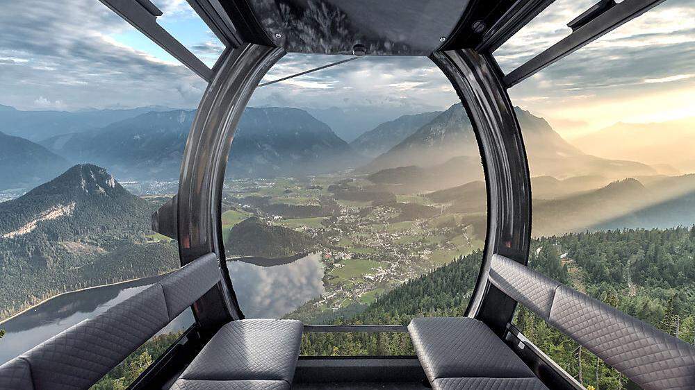 Mit den voll verglasten Panoramagondeln samt Blick auf den Altausseersee soll schon die Fahrt zum Erlebnis werden