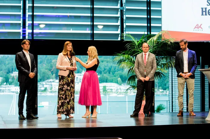 Die Partner der Kleinen Zeitung: Gert Spanz (Raiffeisen), Ursula Heitzer (Arbeiterkammer), Hermann Weissitsch (Casino Velden) und Wolfgang Fercher (Chefredakteur Kleine Zeitung Kärnten und Osttirol) (von links)