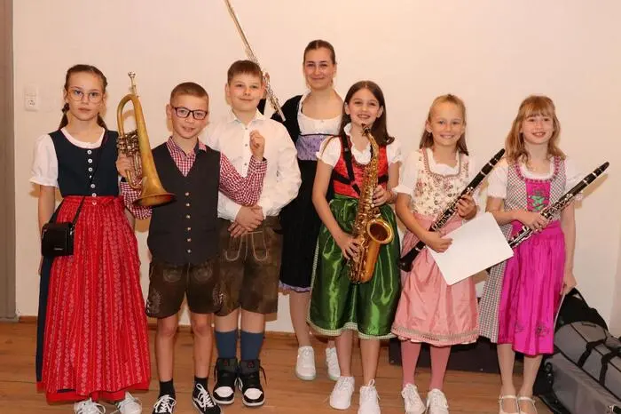 Die JungmusikerInnen freuten sich schon auf ihren ersten Auftritt!