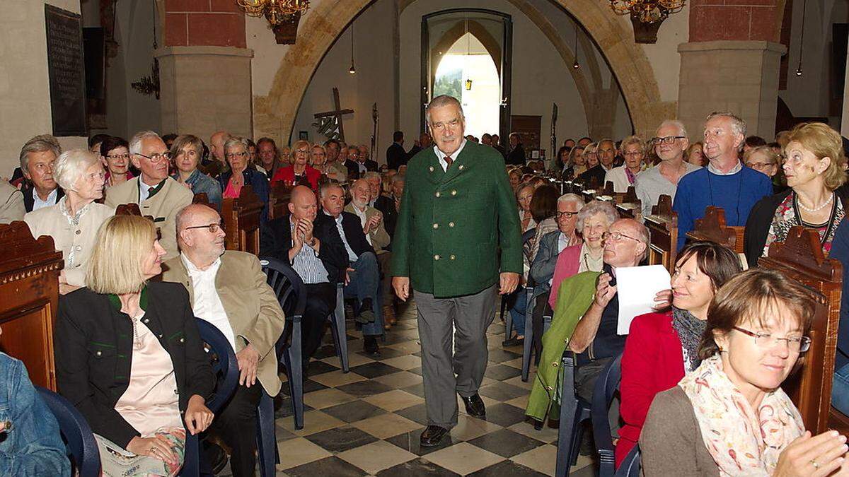 Karl Schwarzenberg in der Matthäuskirche in Murau