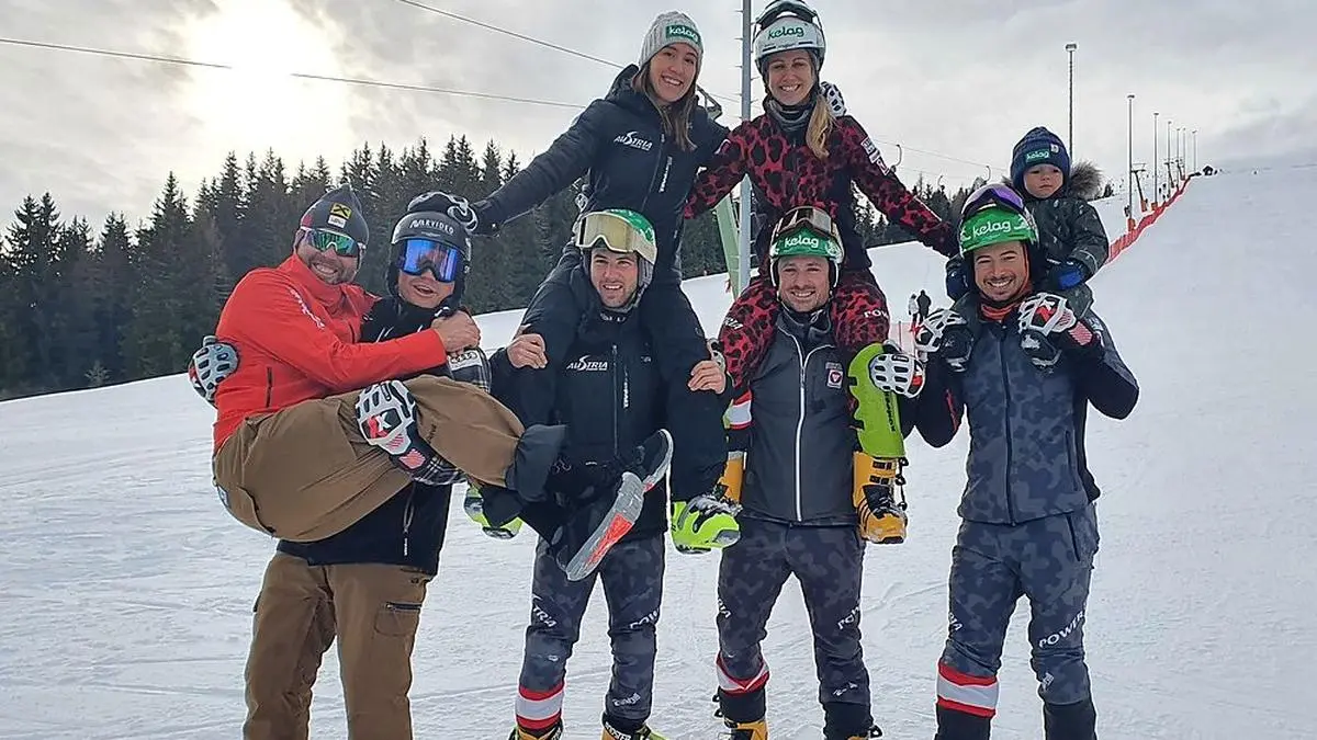 Andi Prommegger, Arvid Auner, Fabian Obmann, Alex Payer, Aron Juritz mit Nachwuchs sowie Daniela Ulbing und Sabine Schöffmann	