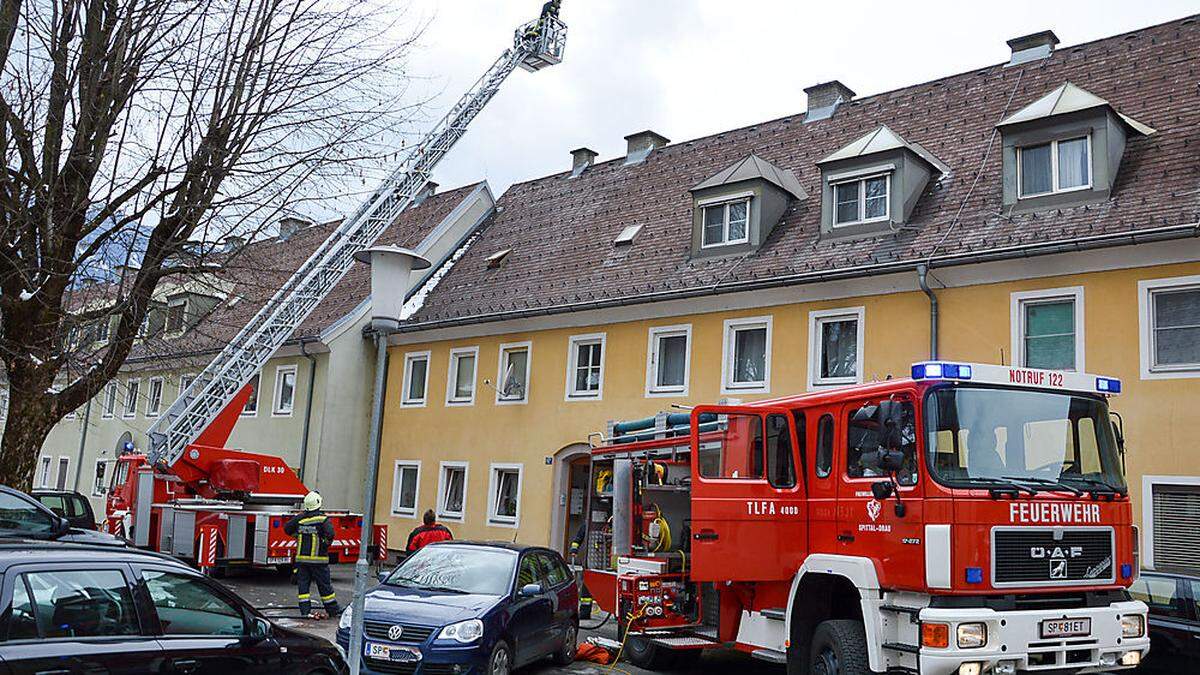 Die Feuerwehr war mit 23 Mann vor Ort 