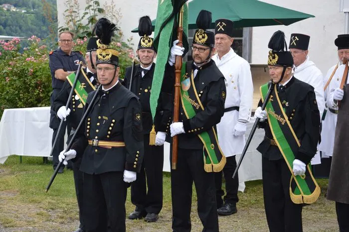 Die Vordernberger Knappen führen den Festzug an. 