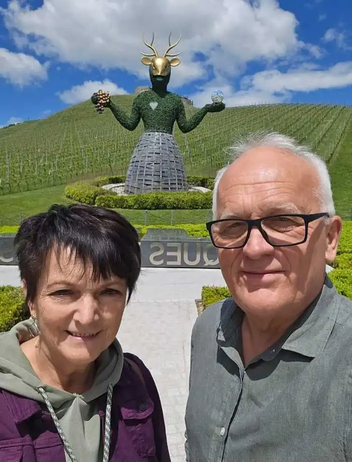 Das Paar Haißl hatte für ein Konzert auf der Burg Taggenbrunn im Rahmen der Festspiele Karten gewonnen.