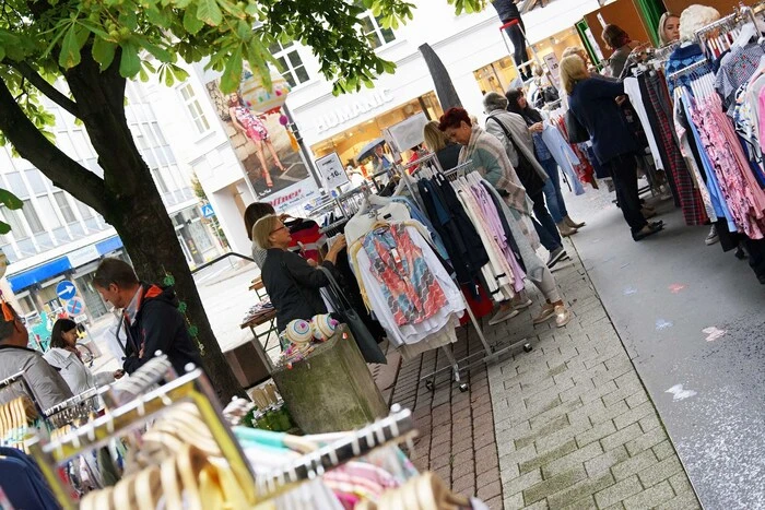 Von 8 bis 12 Uhr wurde wieder zum Restl- und Schnäppchenmarkt auf das Offnerplatzl in Wolfsberg geladen.