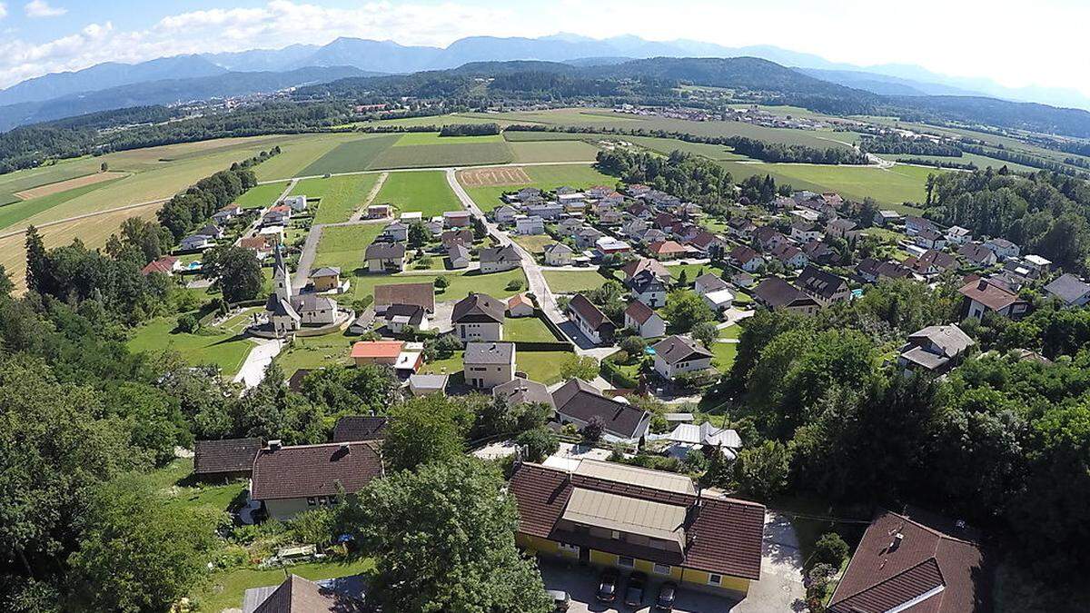 Diesen wundervollen Ausblick dürfen die Gäste im Gasthaus Stossier in Klagenfurt genießen