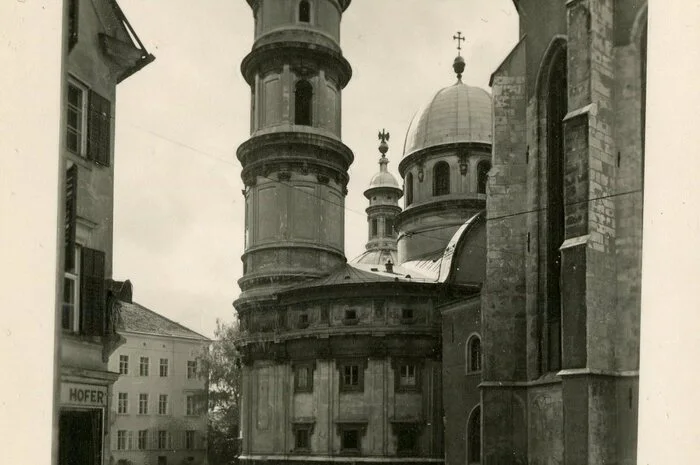 Dom und Mausoleum in alter Ansicht.