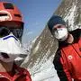 Die Bergretter mussten beim  Lawineneinsatz am Reichenstein Schutzmasken anlegen