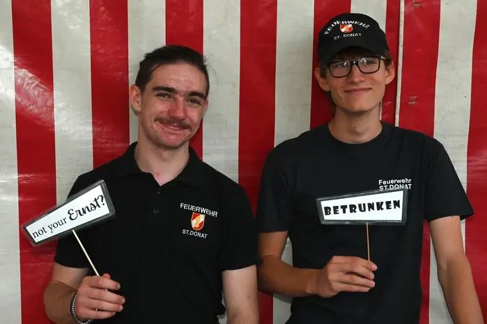 Viele Gäste nutzten die Gelegenheit, bei der Fotobox ein Foto zu machen.