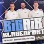 Zu sehen sind die Big Air-Organisatoren Thomas Morgenfurt, Patrick Riepl und Pierre Fieger mit einem Veranstaltungsplakat | Die Big Air-Organisatoren Thomas Morgenfurt, Patrick Riepl und Pierre Fieger (von links)