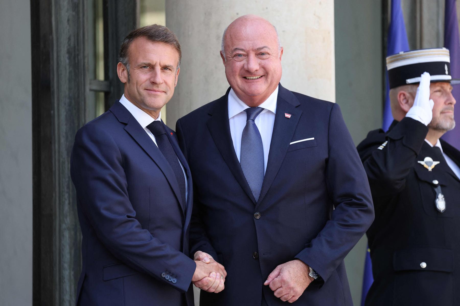 Kancler Stocker zavrnil milijardni finančni predlog EU v Parizu