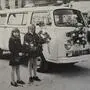 Die Einweihung des ersten Rettungsautos für Bad Mitterndorf 1974