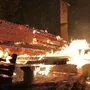 Die Holzhütte stand in Vollbrand