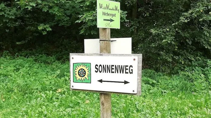 Am Stanzer Sonnenweg gibt es viel zu entdecken – seit Kurzem auch eine neue Skulptur.