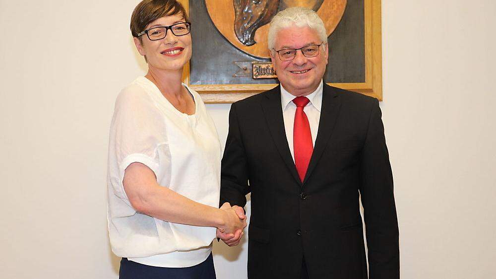 Die neue Vizebürgermeisterin Elke Florian und Bürgermeister Hannes Dolleschall