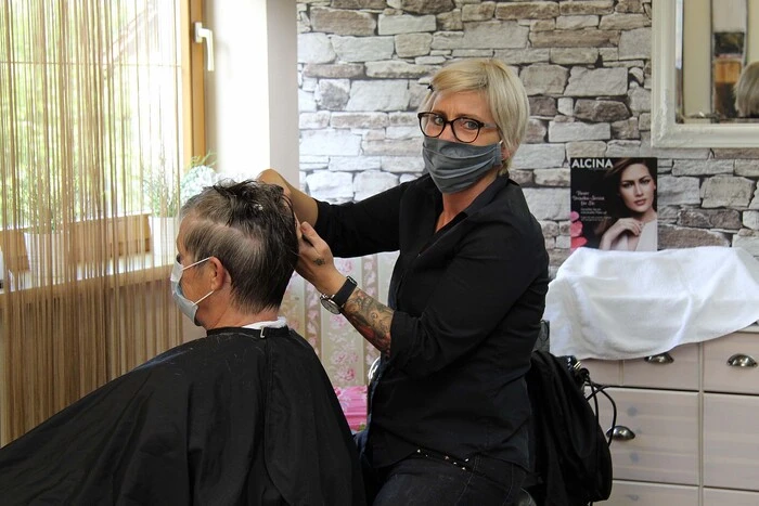 Auch bei Rebekka Stark im "Studio G2" in Gemmersdorf war man fleißig am werkeln.