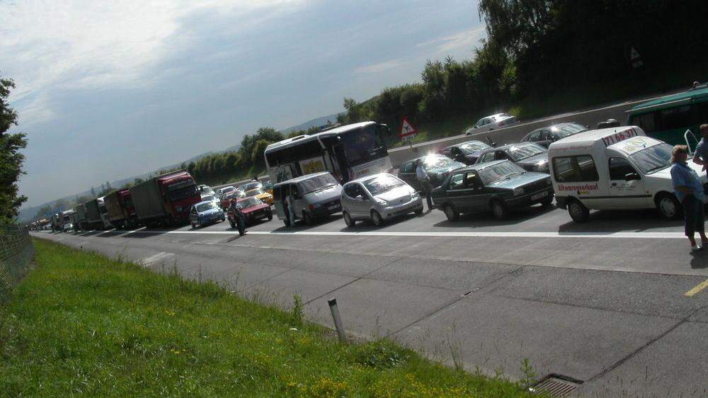 Staus und zähflüssiger Verkehr auf der A9 im Süden von Graz: Ein Bild, an das man sich gewöhnen muss?