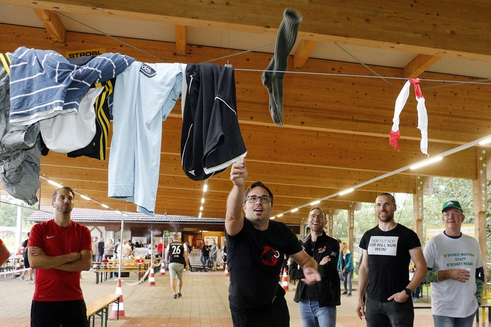 ...Wäschetrockner oder Spiegel-Tischtennis unter Beweis stellen.