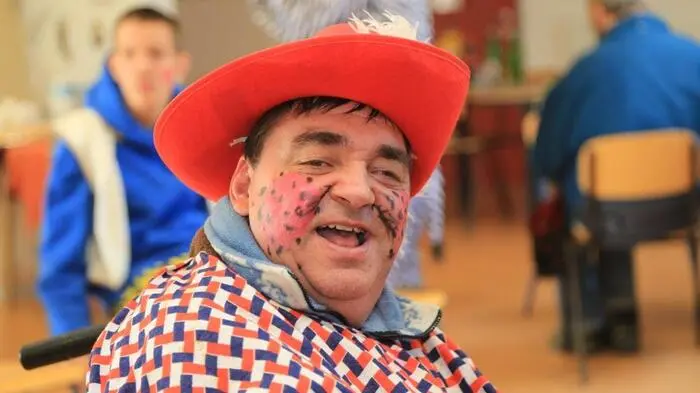 Sabine Primas und Natasha Lackner von der Lebenshilfe Knittelfeld hatten die Idee, einen Faschingsball zu veranstalten.